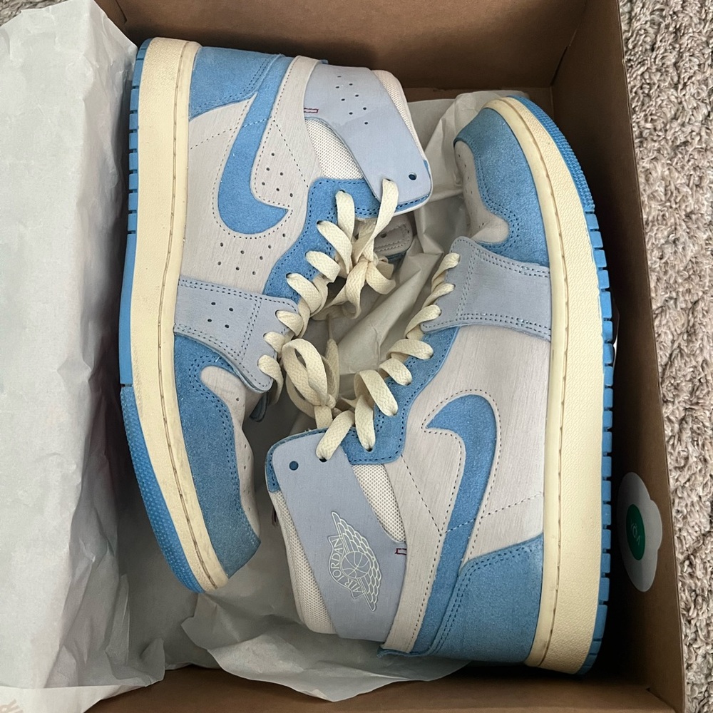 Nike Jordan 1 High Zoom Air CMFT 2 Phantom University Blue (Womens)